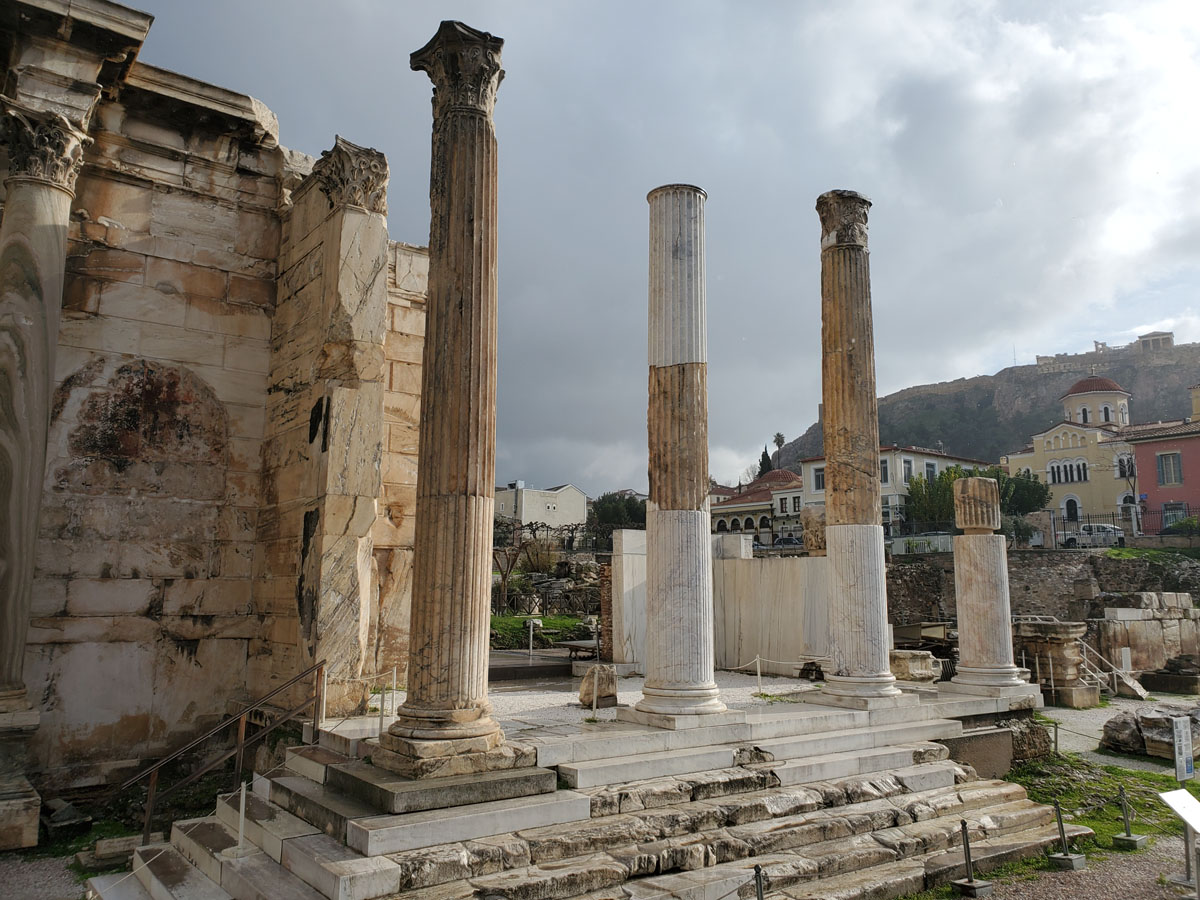 008 Hadrain's Library