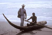 Dou-with-reed-boat-fisherma