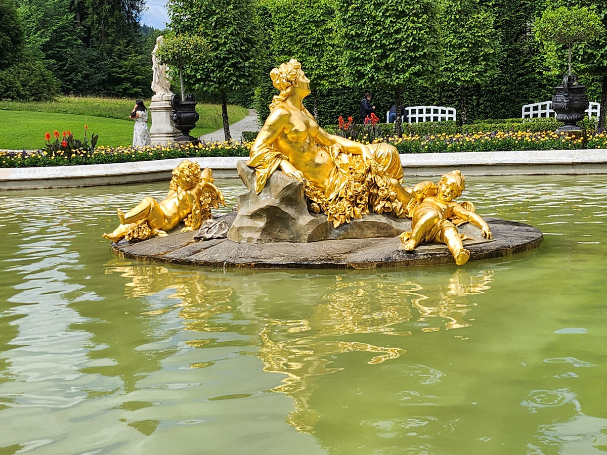 020 Linderhof Palace