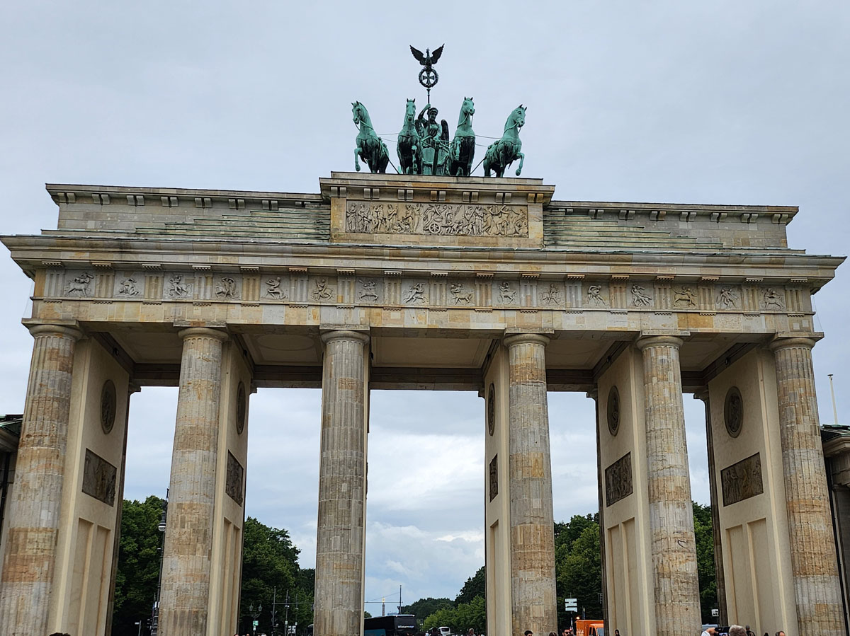 033 Brandenburg Gate Berlin