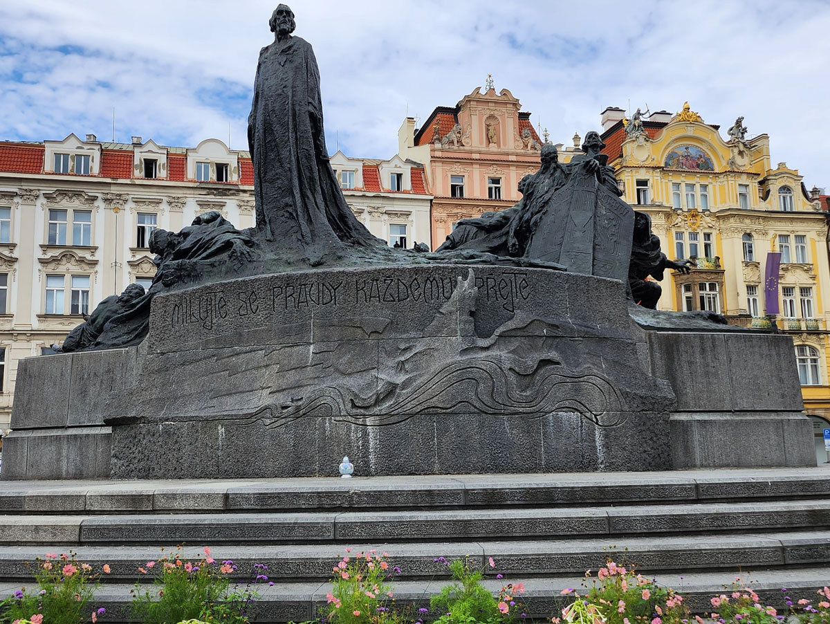 076 Jan Hus Monument Prague