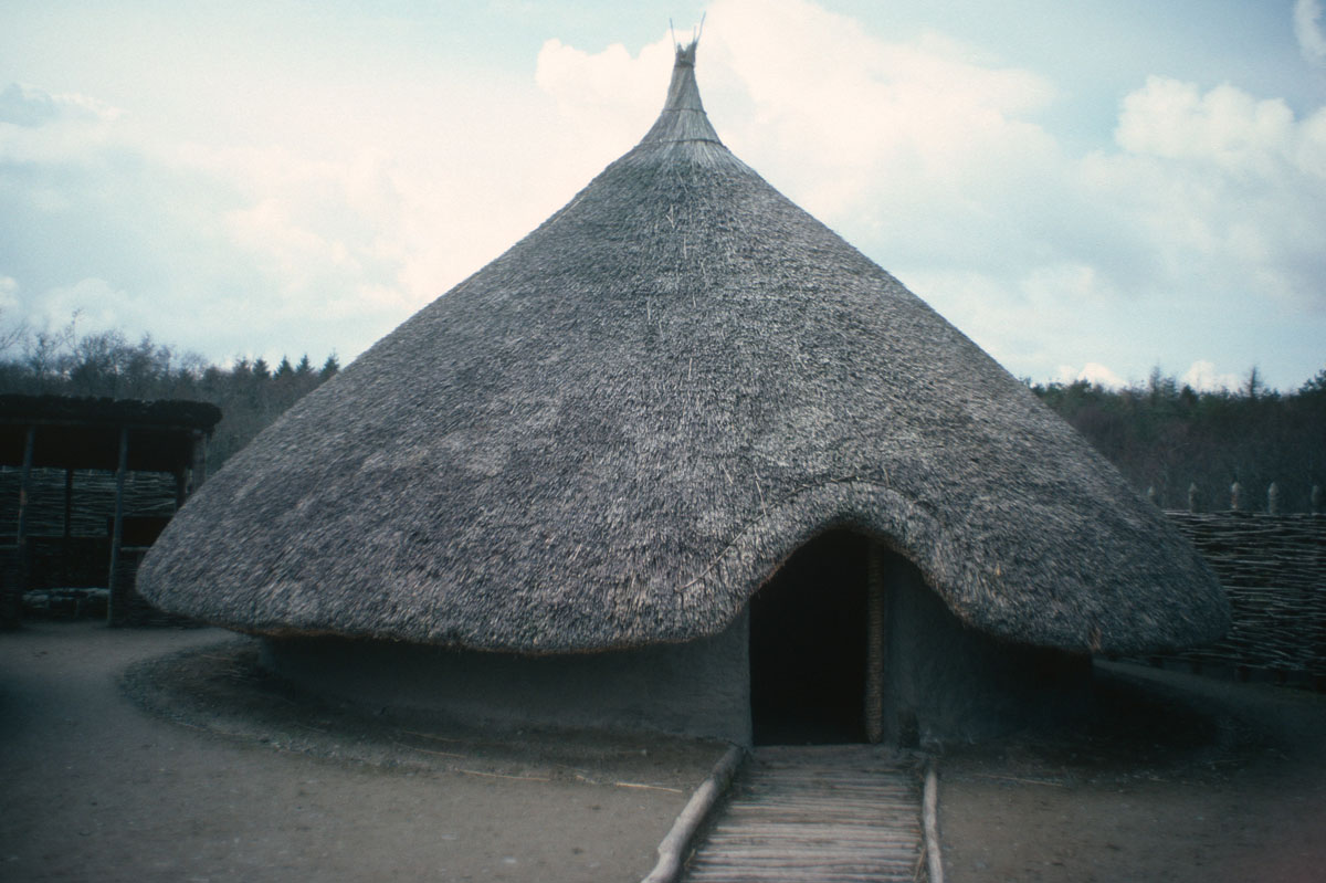 Craggaunowen Co Clare