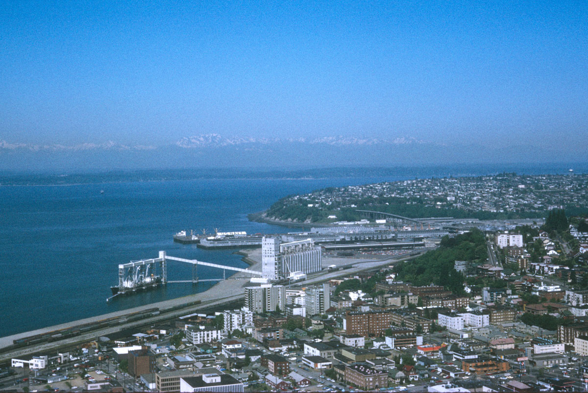 23 Top of Space Needle