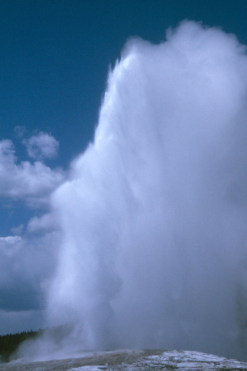 73 Old Faithfull Yellowstone