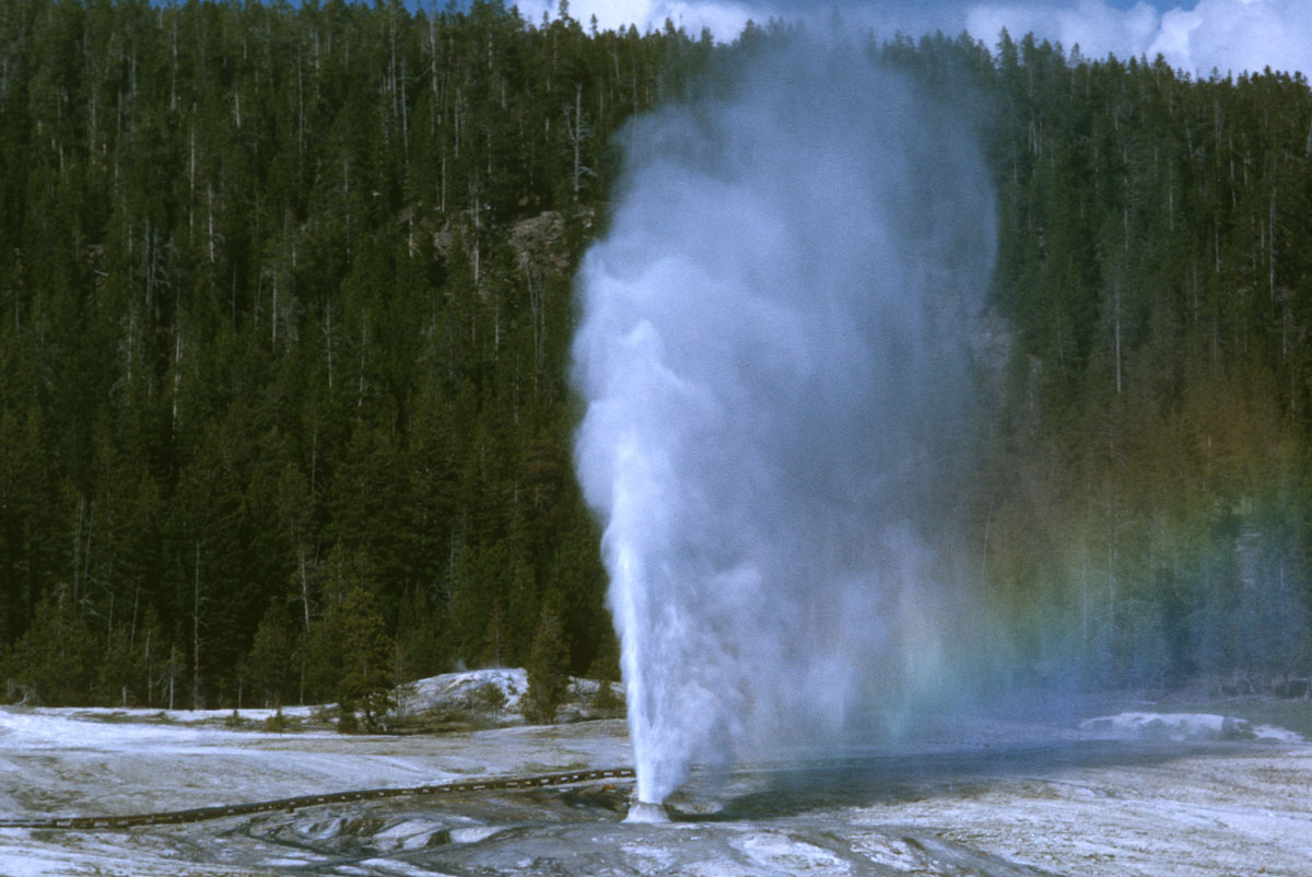 78 Beehive Geyser Yellowstone