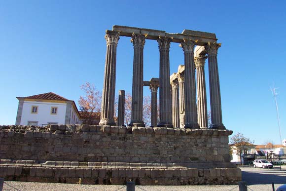 139 Evora Roman Temple DCP_1738