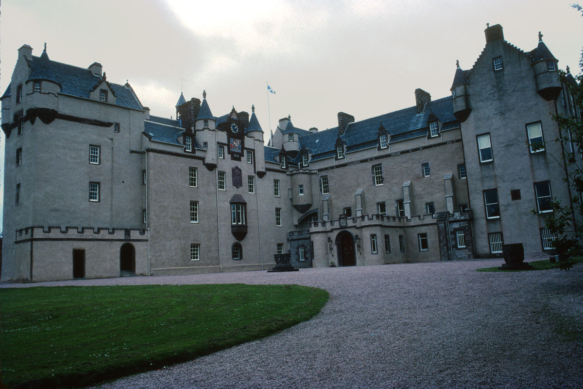 Fyne Castle 2
