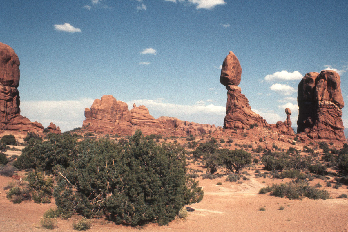 Balancing Rock Arches Nat Pk