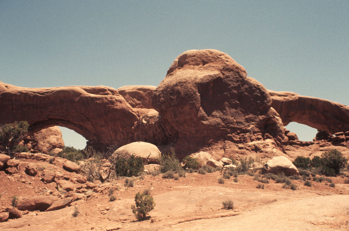 N&S Window Arches Nat Pk