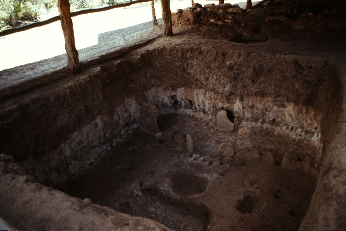 Pit House 900AD Kiva Mesa Verde