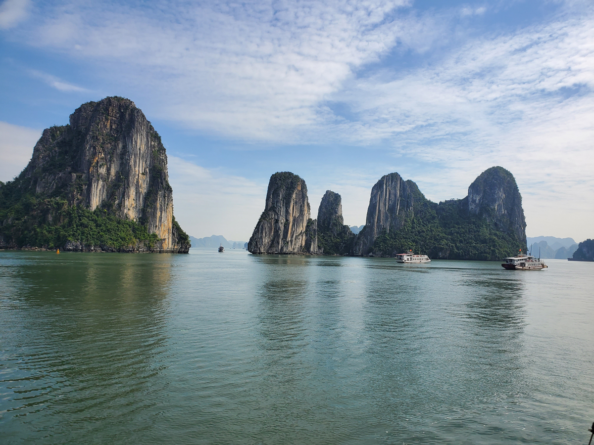 027 Ha Long Bay