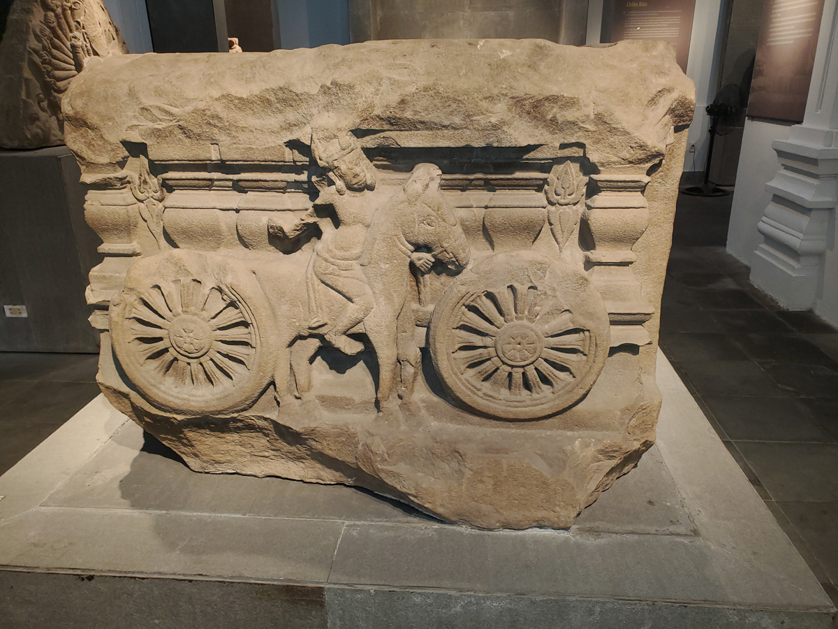 092 Museum Cham Sculpture