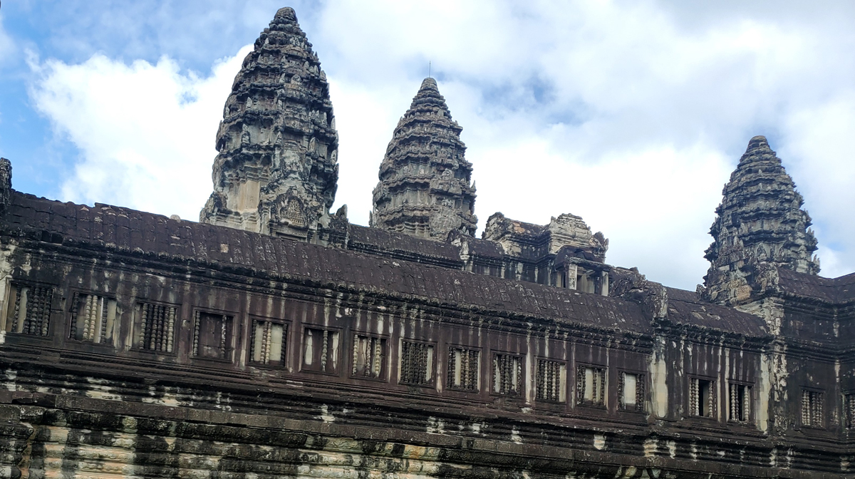 131 Angkor Wat