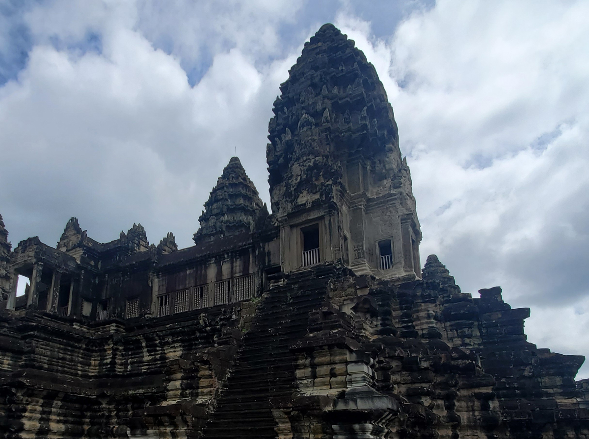 137 Angkor Wat