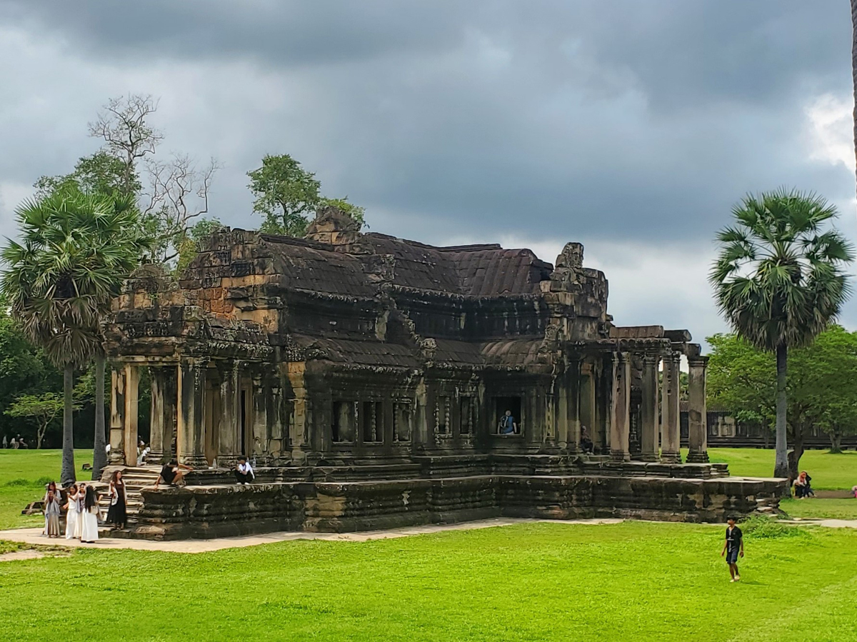 151 Angkor Wat