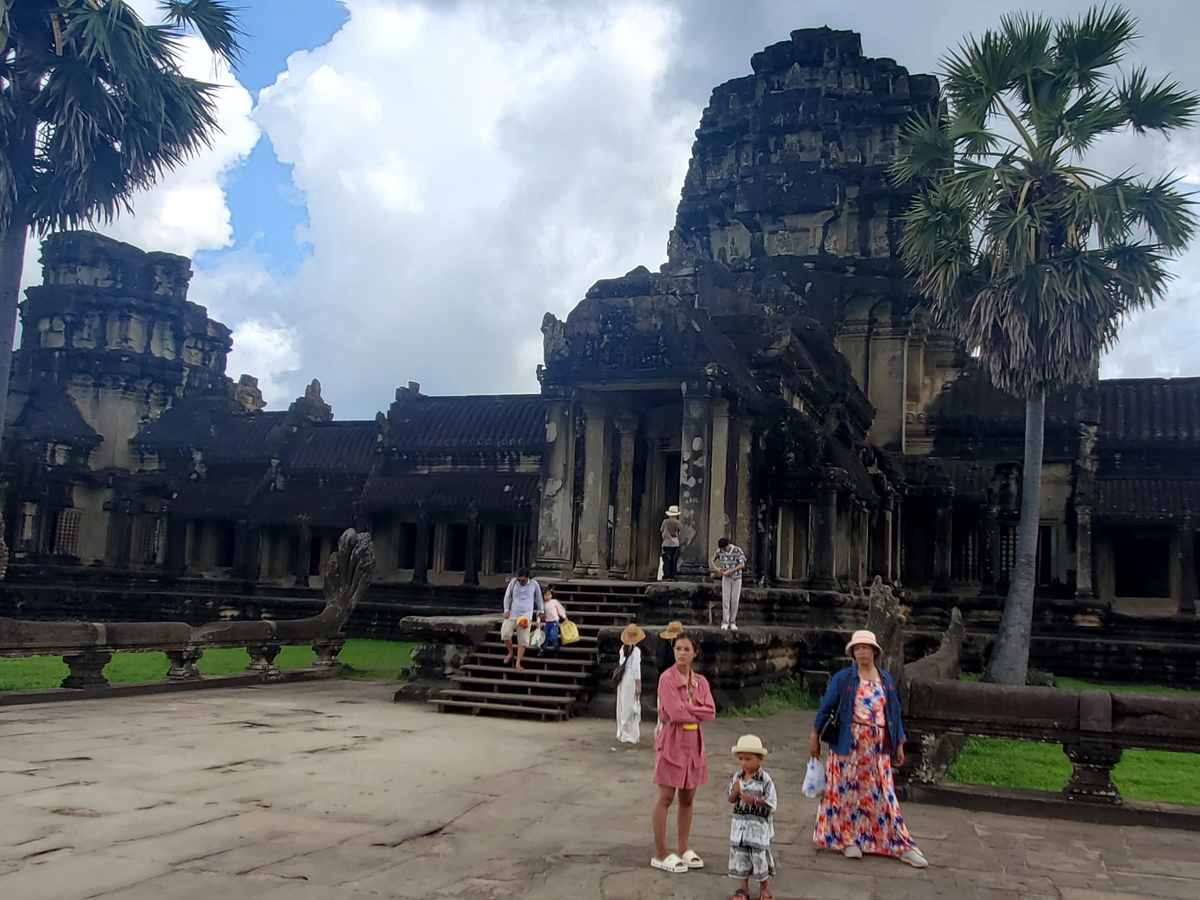 156 Angkor Wat