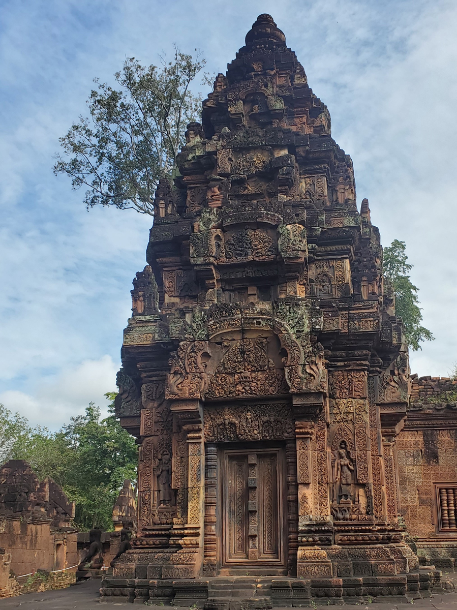 196 Banteay Srei