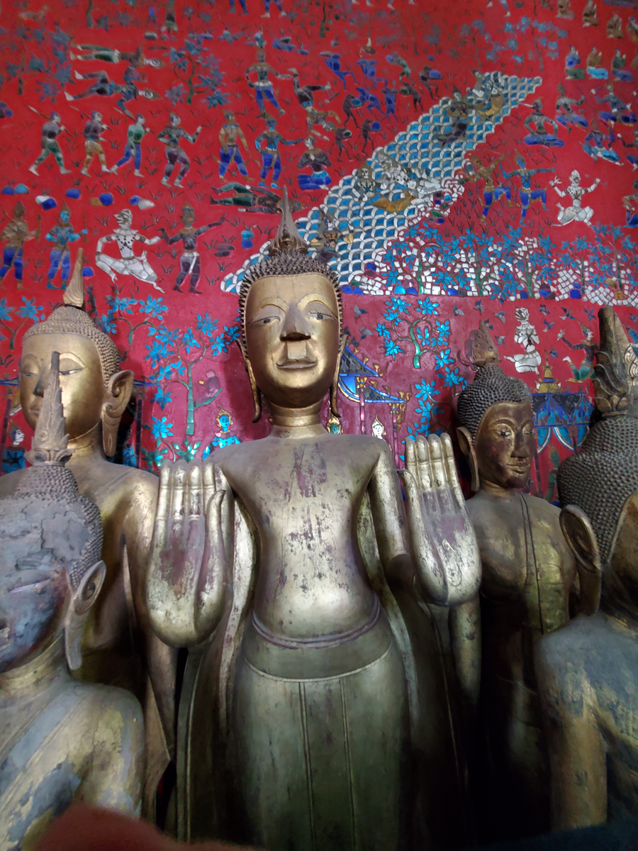 240 Wat Xieng Thong Temple