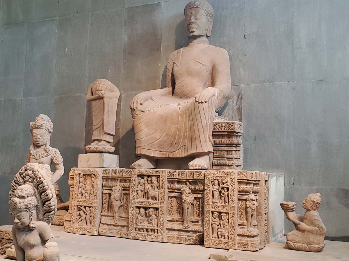 086 Museum Cham Sculpture