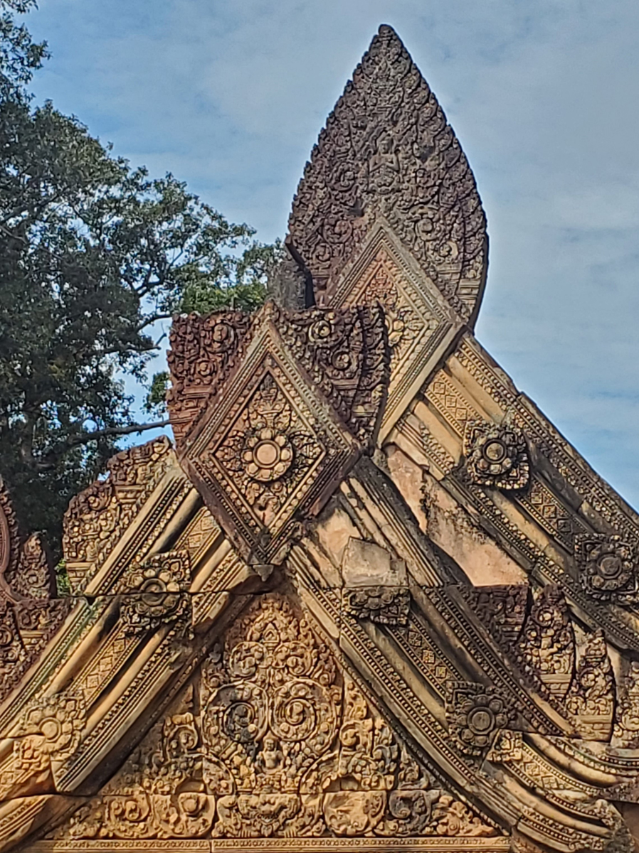 187 Banteay Srei