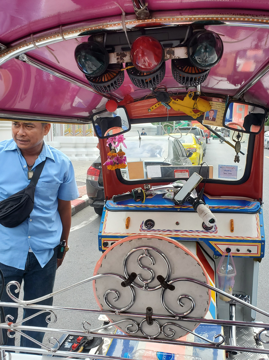 345 Tuk Tuk
