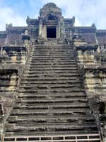 135 Angkor Wat
