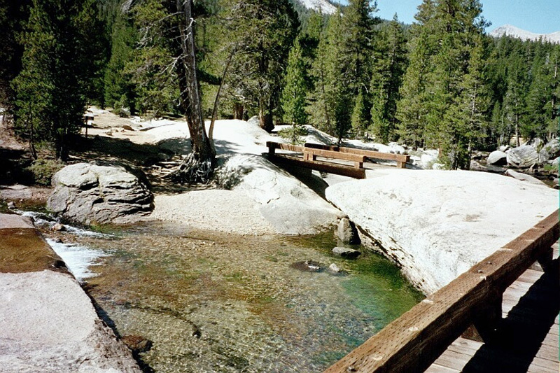 0010 Toulumne Meadows Bridge 07348_10
