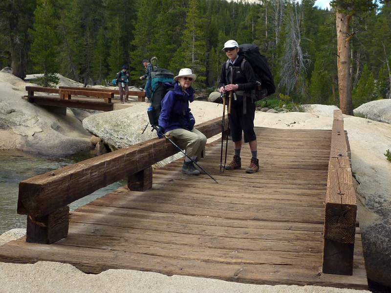 02 Jeanne and Sally P1000668a