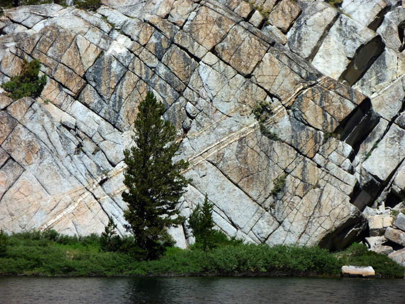 09 Boothe Lake P1000685a