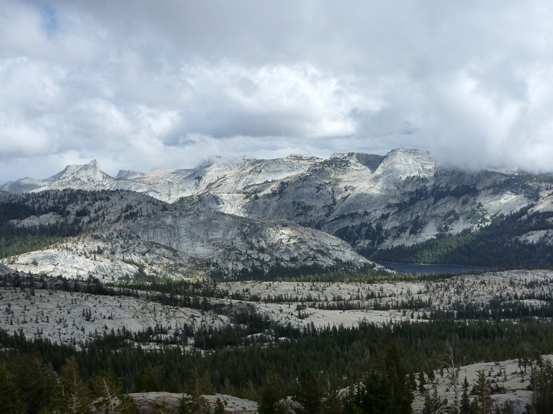 21 Snow Dusted Peaks P1000837a
