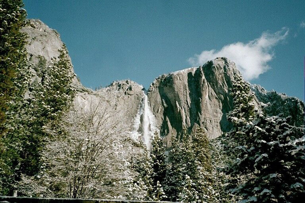 28 Yosemite Falls 19060_06